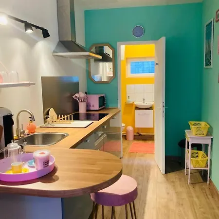 Barbapappart - Un Coloré Dans Le Centre De * Rouen